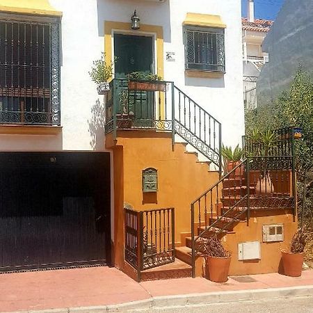 Excelente Habitacion En Bonita Y Tranquila Casa En Benalmadena Pueblo Apartment Exterior photo